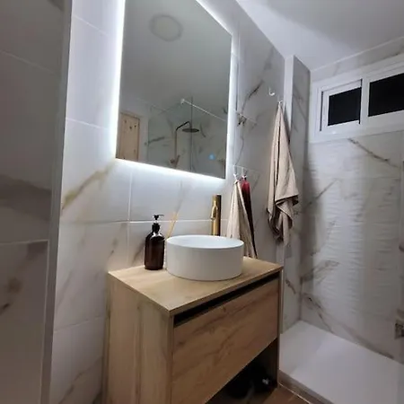 Sea Views Cozy Loft - Apartment Benalmadena